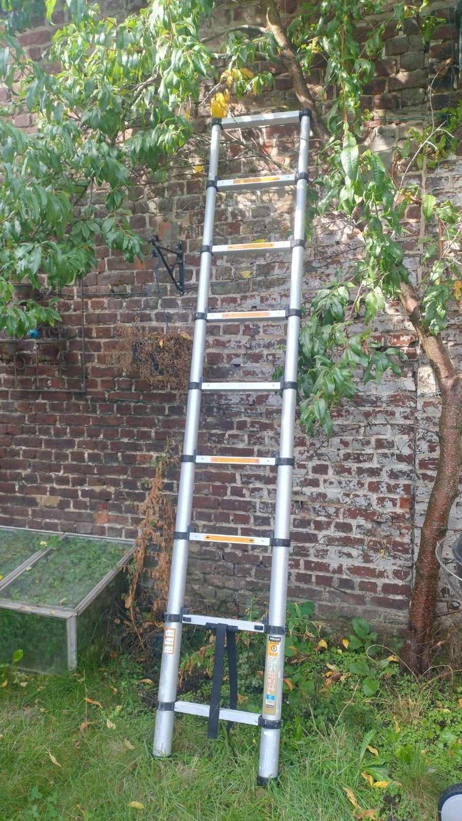 uitschuifbare ladder, Doe-het-zelf en Bouw, Ophalen, Zo goed als nieuw, Ladder