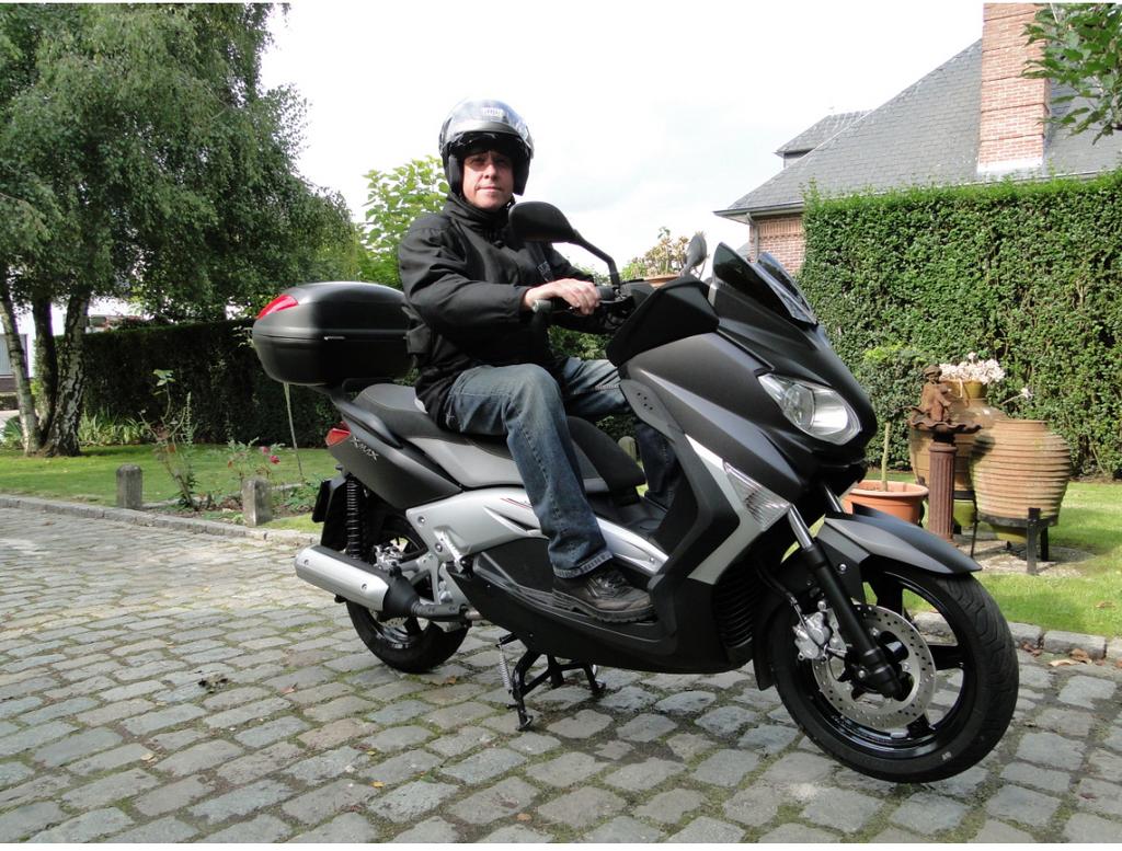 Motor Yamaha X-Max 250 Sport, Motoren, Particulier, Scooter