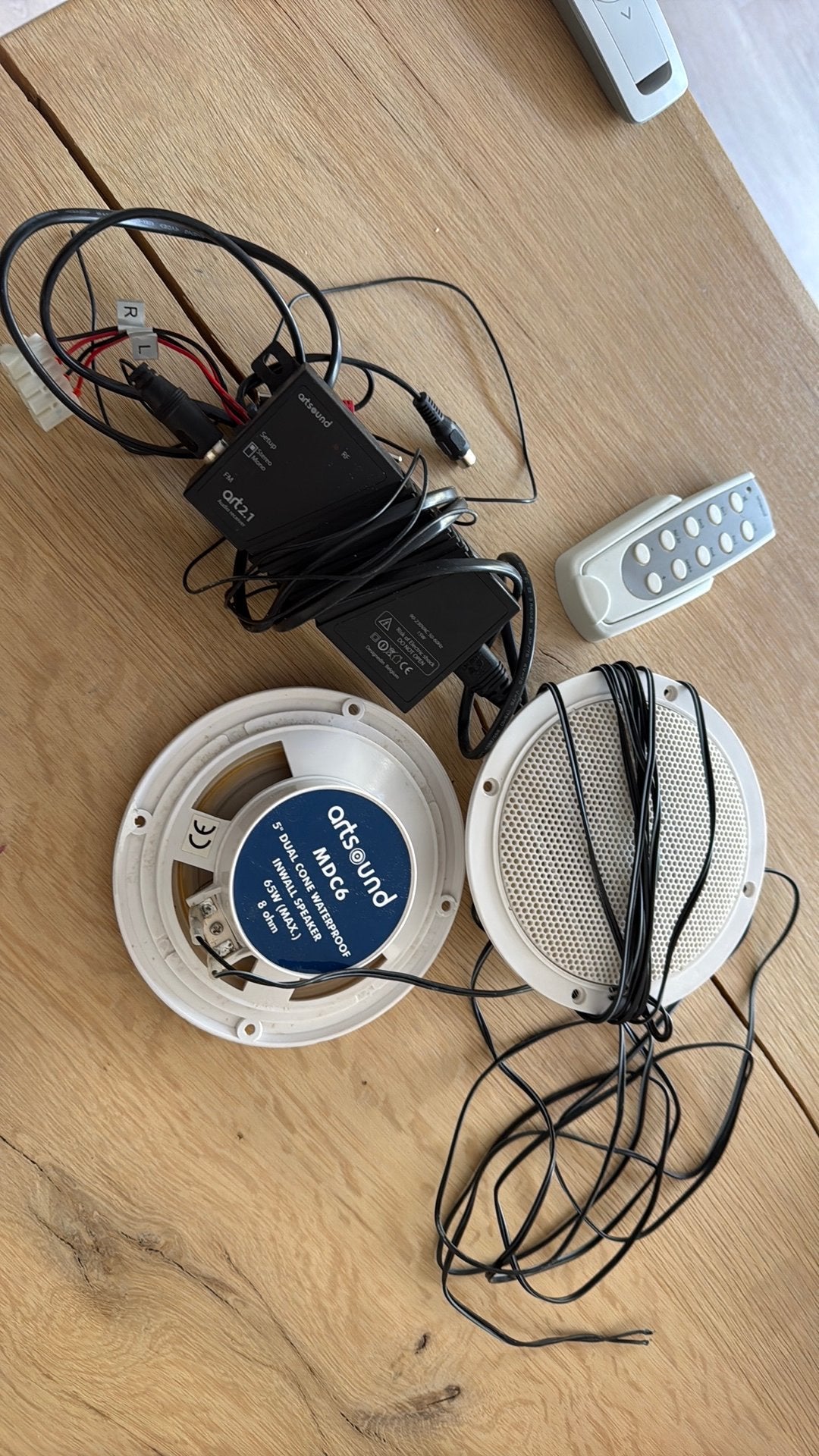 Ensemble artsound a encastrer  baffles et ampli radio fm, Enlèvement ou Envoi, Utilisé, 60 à 120 watts, Autres marques