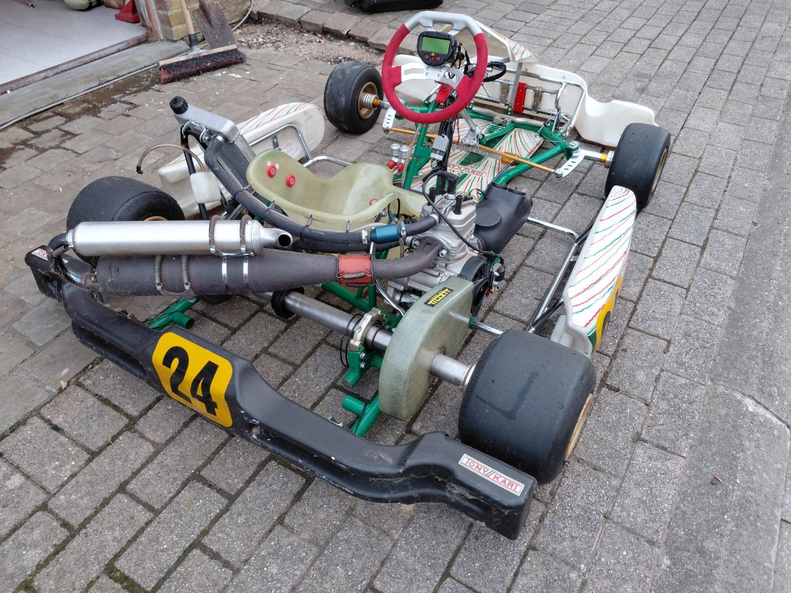 2012 Tonykart Iame X30 zeer licht gereden, Sport en Fitness, Ophalen, Kart