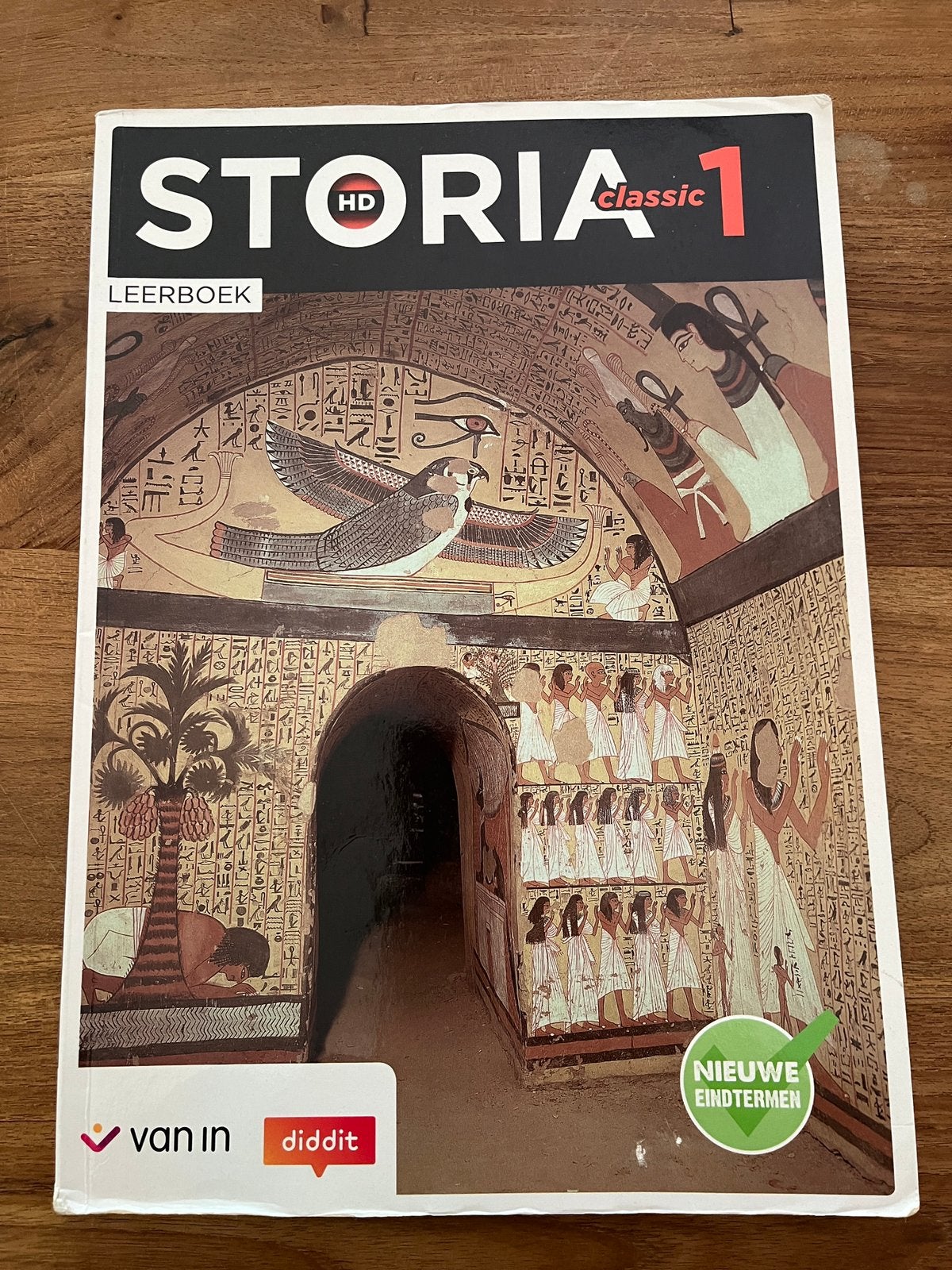 Leerboek storia classic 1, Ophalen, Gelezen