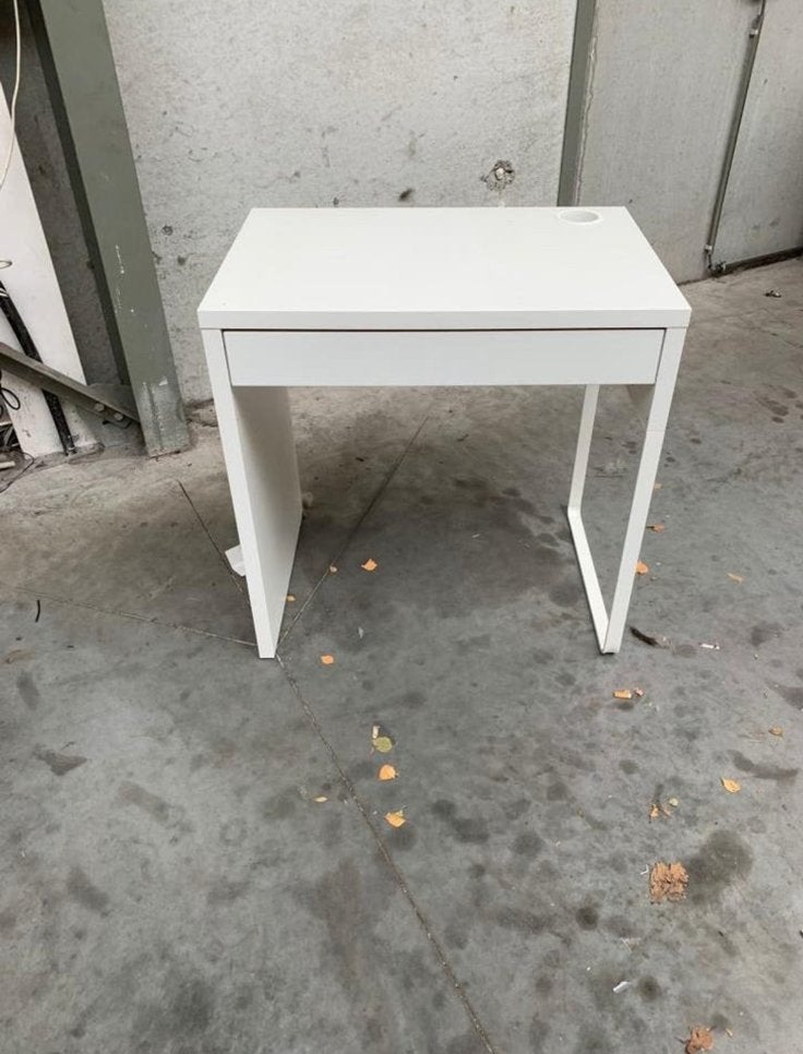 Bureau, Ophalen, Zo goed als nieuw