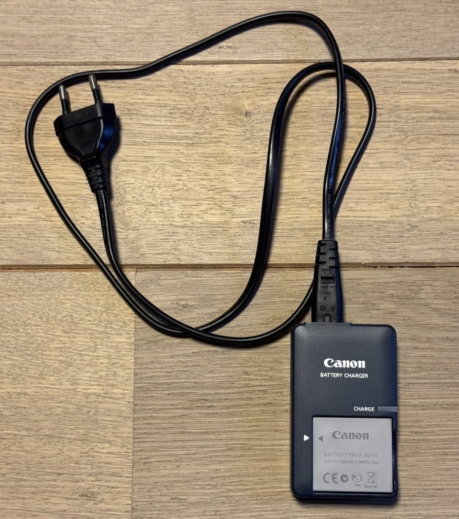 Batterij Canon NB-4L + LADER, Ophalen, Zo goed als nieuw, Oplaadbaar