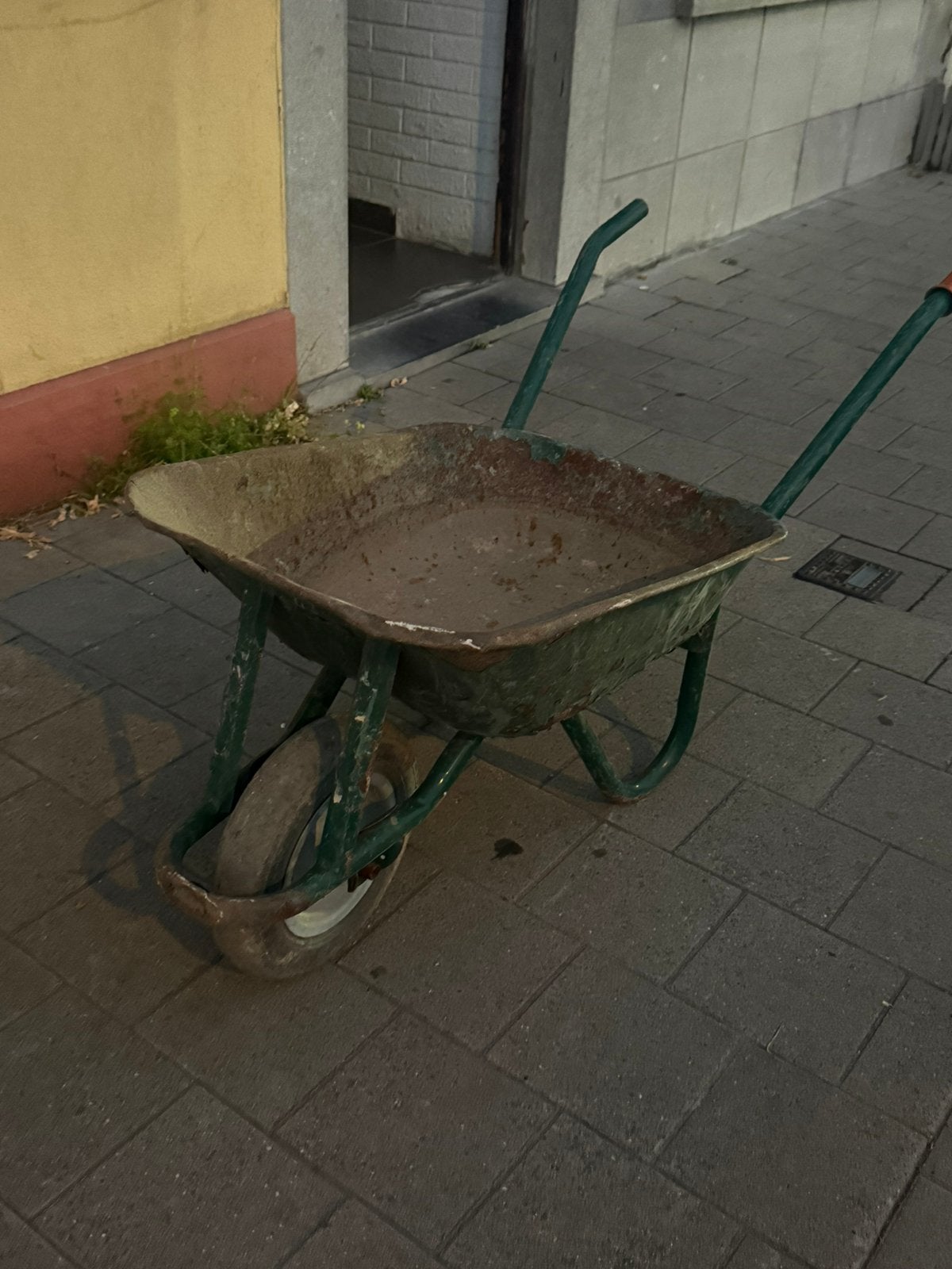 Kruiwagen, Tuin en Terras, Kruiwagens, Ophalen, Zo goed als nieuw