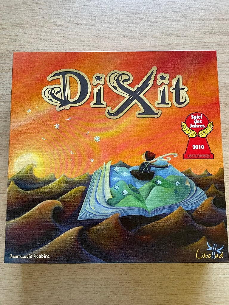 DIXIT - gezelschapsspel - Libellud - als NIEUW, Hobby en Vrije tijd, Gezelschapsspellen | Bordspellen, Zo goed als nieuw, Vijf spelers of meer