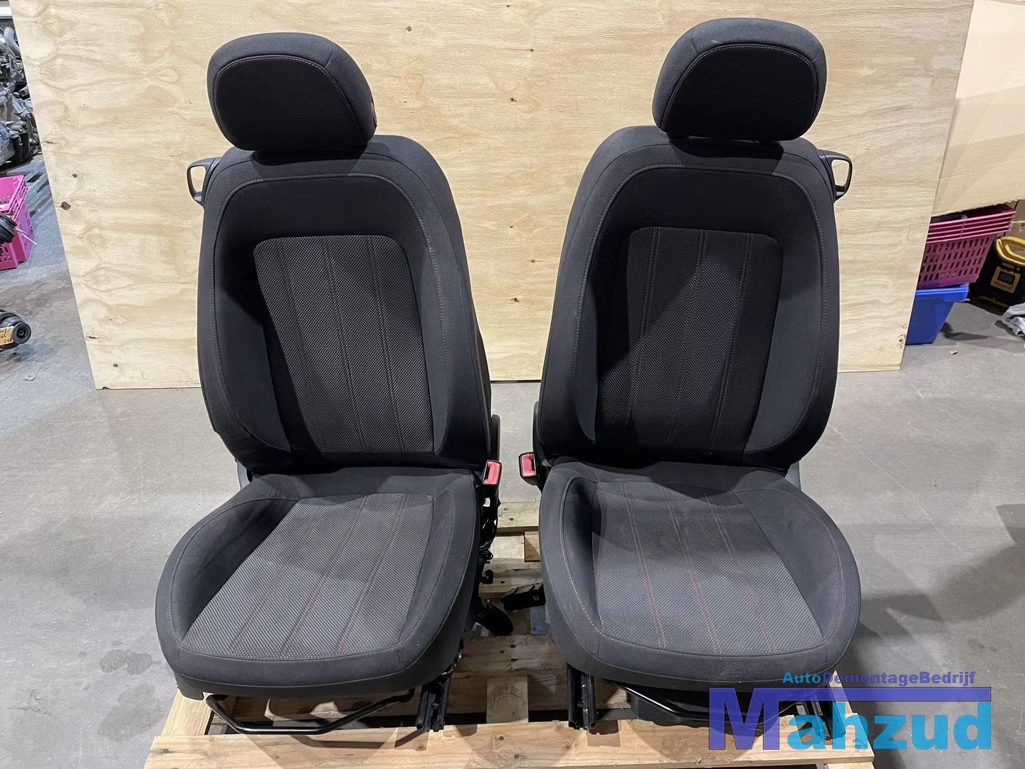 OPEL CORSA D rechts stoel achterbank 3 deurs zwart sport, Gebruikt, Opel Automobile GmbH, Kontakt@opel-infoservice.de, Opel