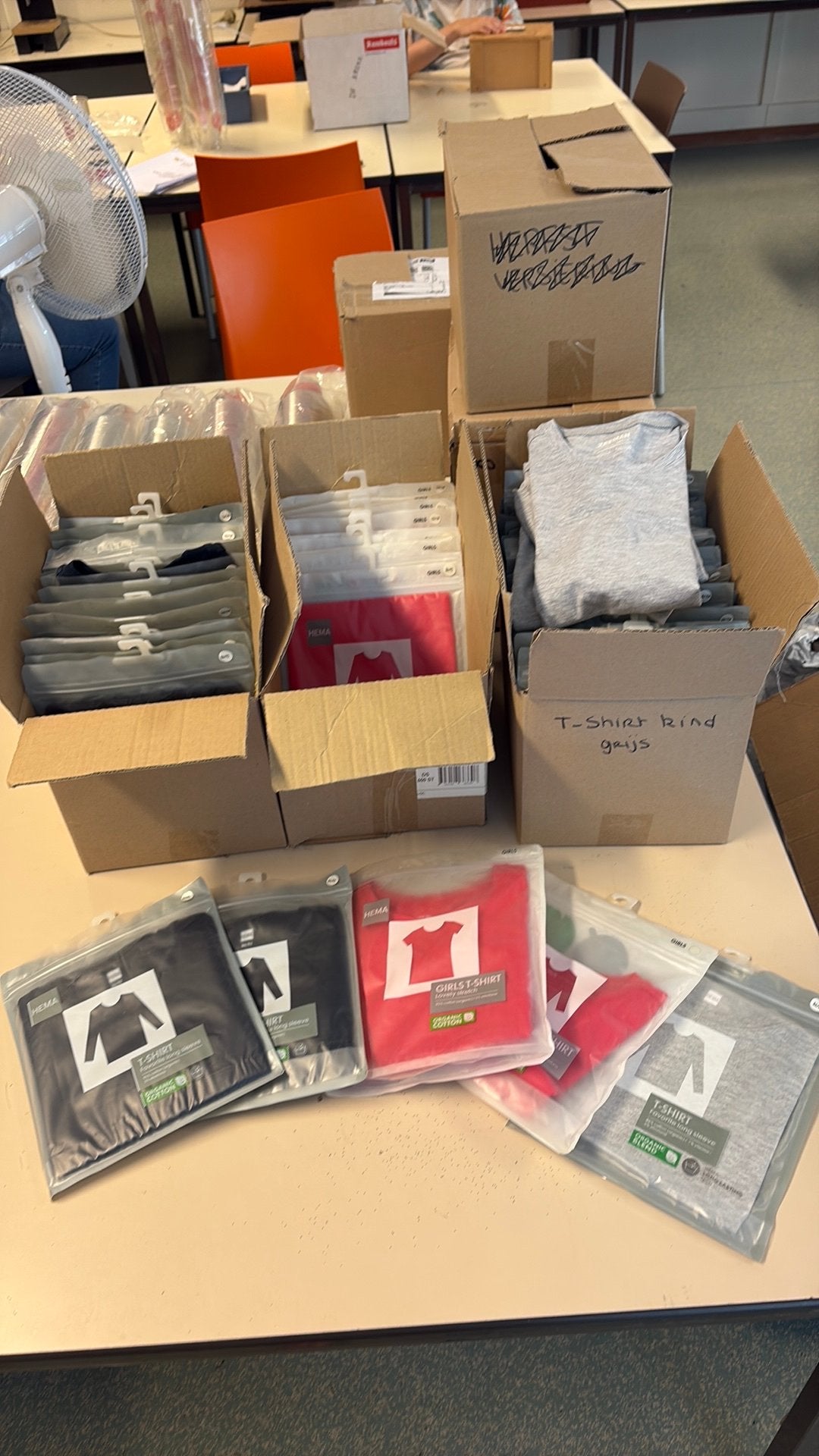 Groot aantal t-shirts te koop, Hobby en Vrije tijd, Ophalen, Nieuw