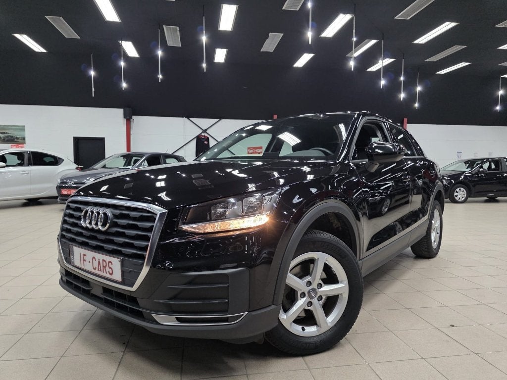 Q2 30 TFSI Design**57000KM'S**NAVIGATIE**ALU VELGEN**, Auto's, Voorwielaandrijving, 118 g/km, Zwart, Bedrijf