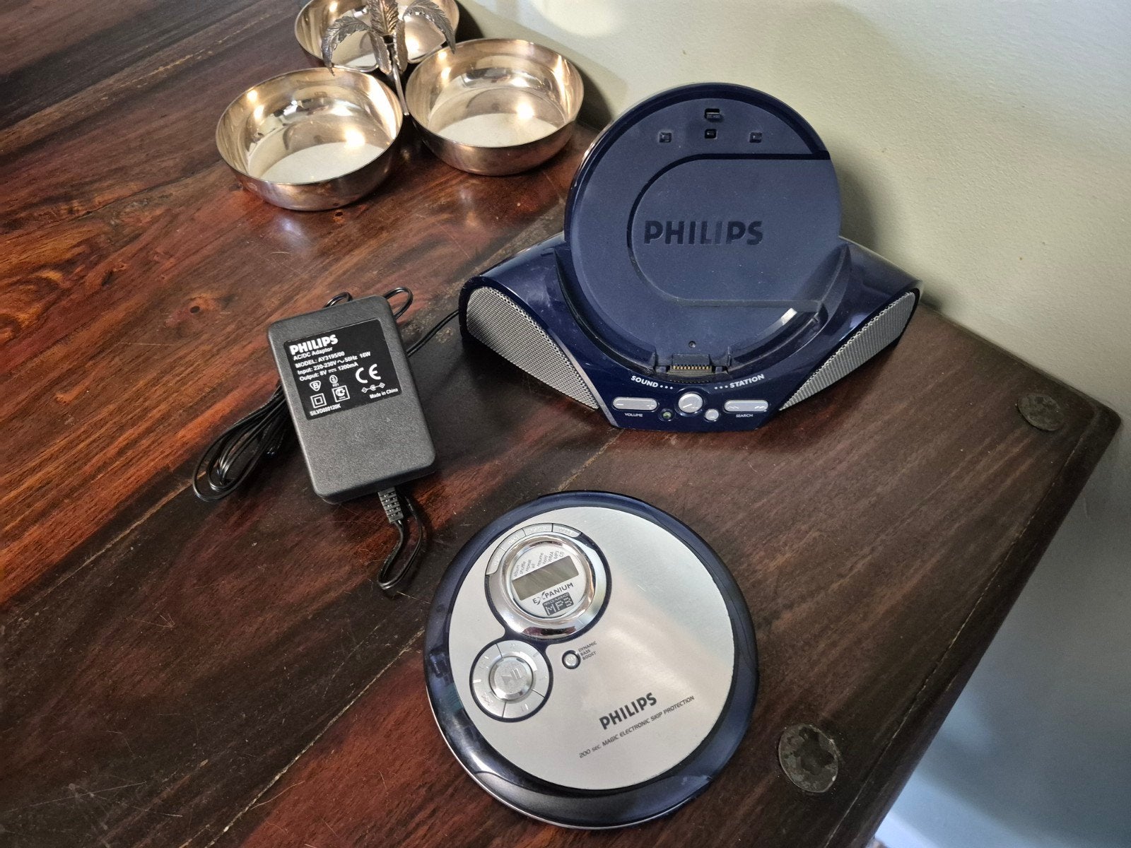 discman Philips eXp3373/00C met dockingstation, Ophalen of Verzenden, Discman
