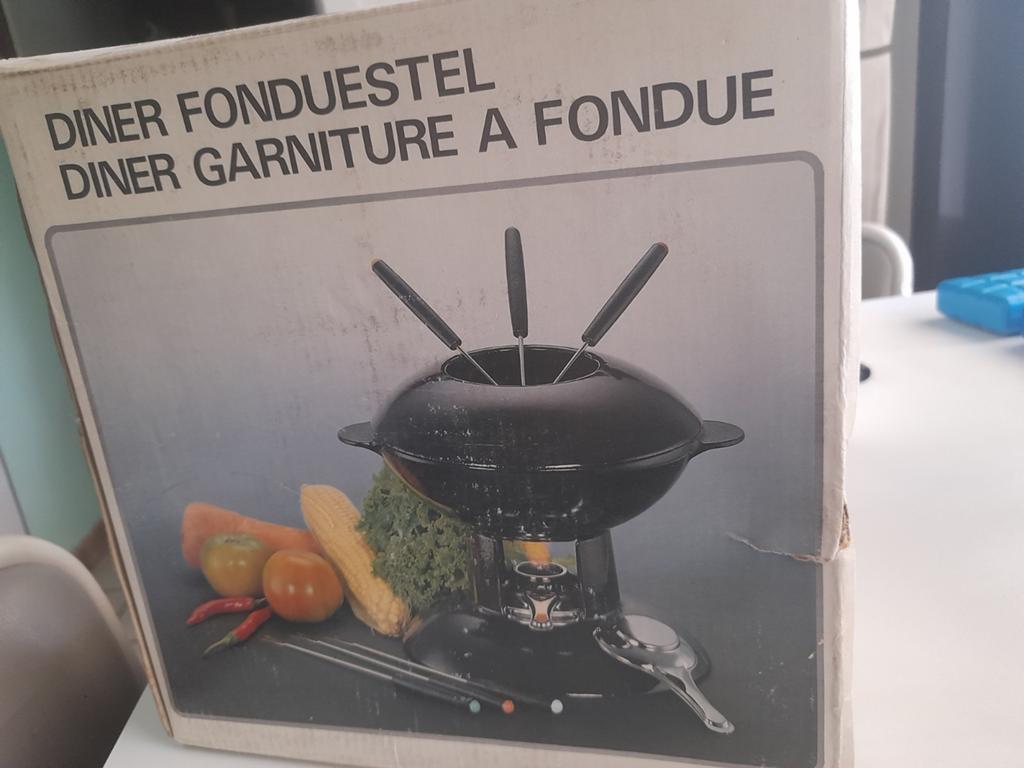 Fonduestel retro in  gietijzer, Ophalen