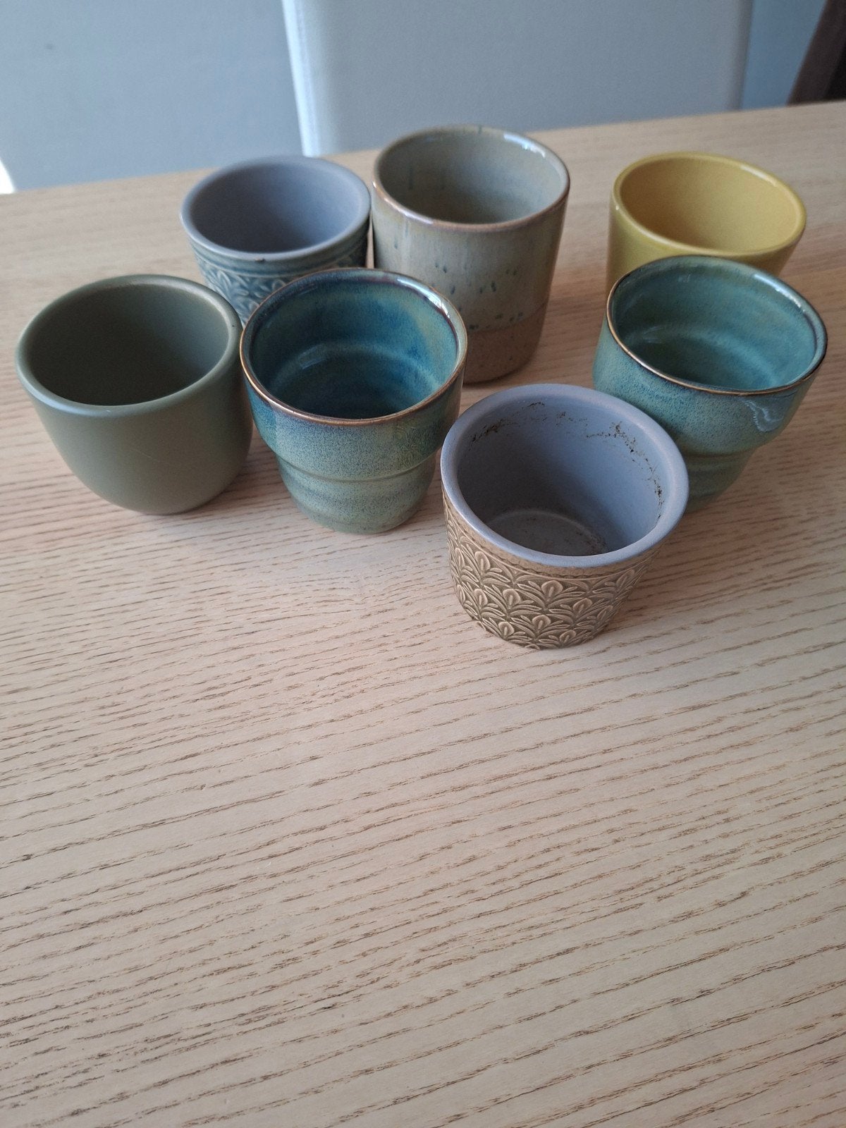 7 mini-pots de fleurs de 6 cm de diamètre, entre 5 et 7 cm d, Enlèvement ou Envoi