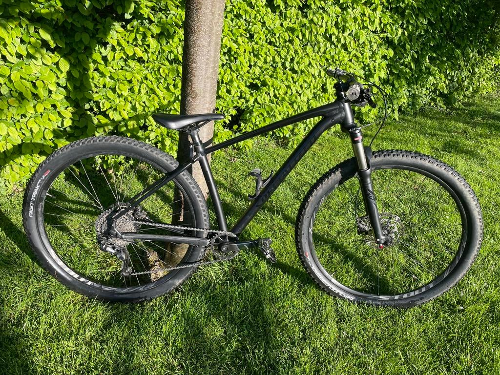 Specialized rockhopper M, Fietsen en Brommers, Fietsen | Mountainbikes en ATB, Hardtail, Heren, Zo goed als nieuw, Schijfrem
