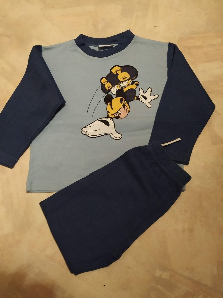 splinternieuwe warme pyjama Mickey als skater 4 jaar, Kinderen en Baby's, Kinderkleding | Maat 104, Ophalen of Verzenden, Nieuw