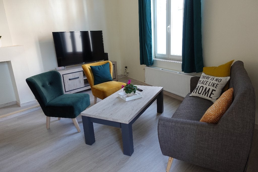 Top colocation familiale – étudiantes & jeunes actives, Immo, Appartements & Studios à louer, 50 m² ou plus, Charleroi