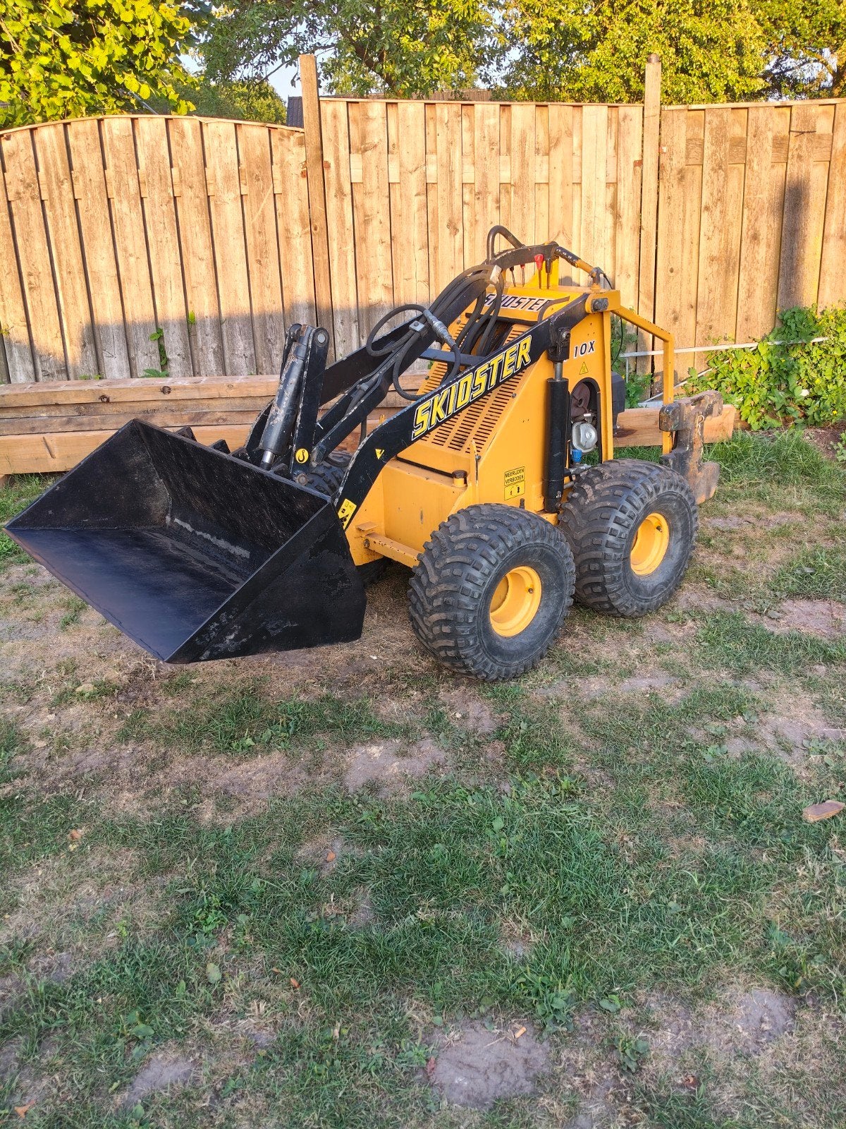 Sherpa m10x skidster minishovel, Ophalen