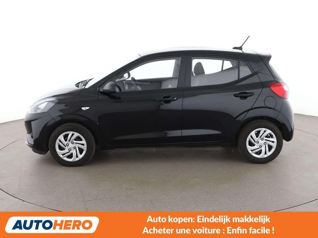 Hyundai i10 1.0 Connect & Go (bj 2024), Auto's, Voorwielaandrijving, Stof, Gebruikt, Zwart
