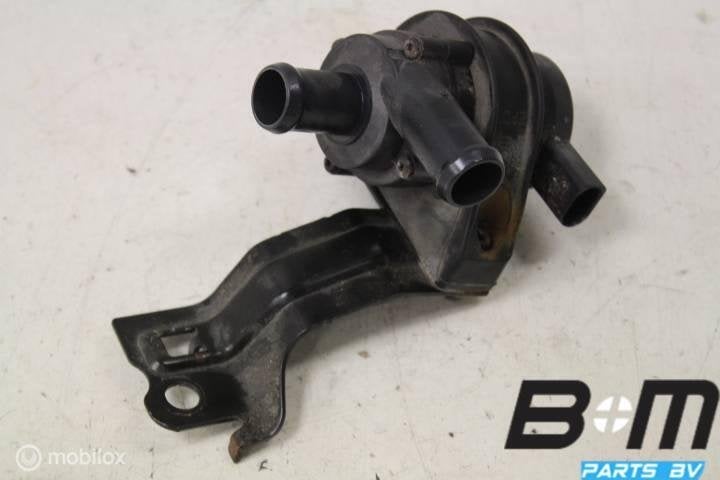 Extra waterpomp VW Golf 6 GTI 2012 1KI0965561J, Utilisé