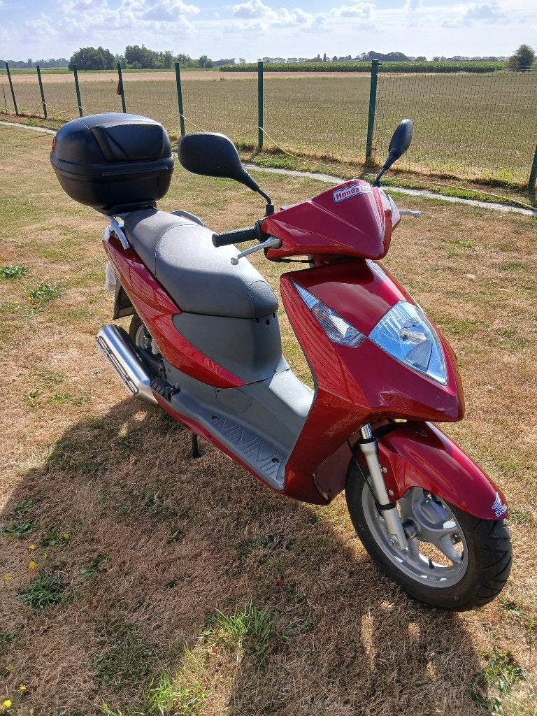 Scooter Honda 125cc, Motoren, Motoren | Honda, Cardan-aandrijving, Scooter, Occasion, Particulier