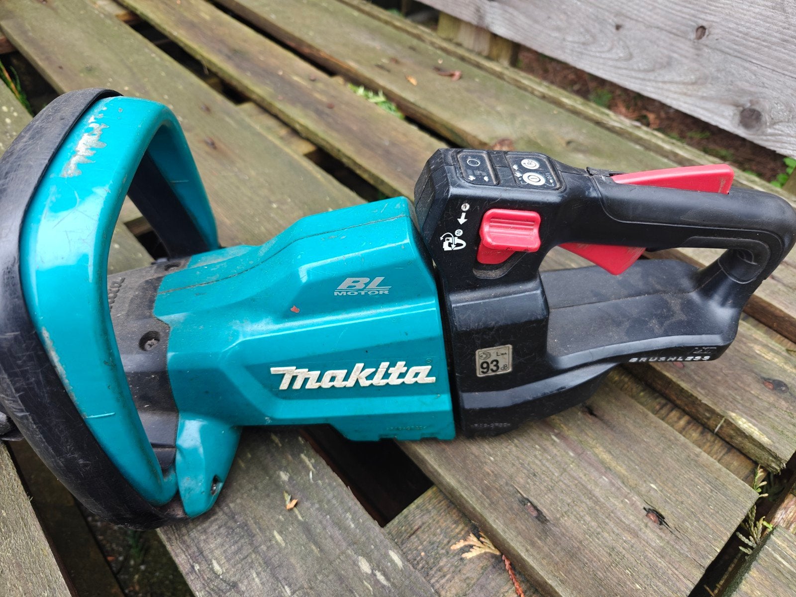 makita heggenschaar 18volt trilmodel 75 CM, Ophalen