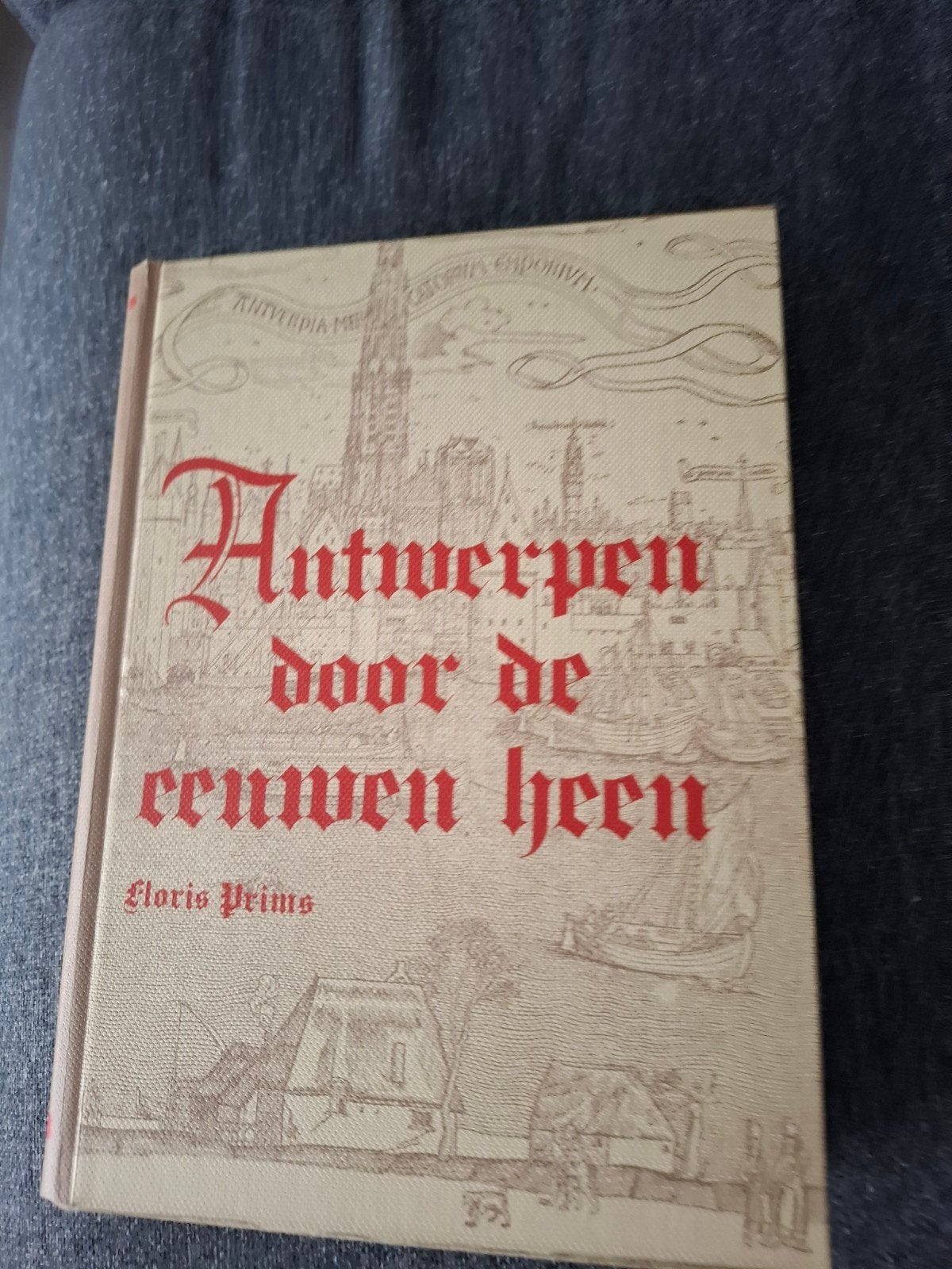 Boek : antwerpen door de eeuwen heen, Ophalen