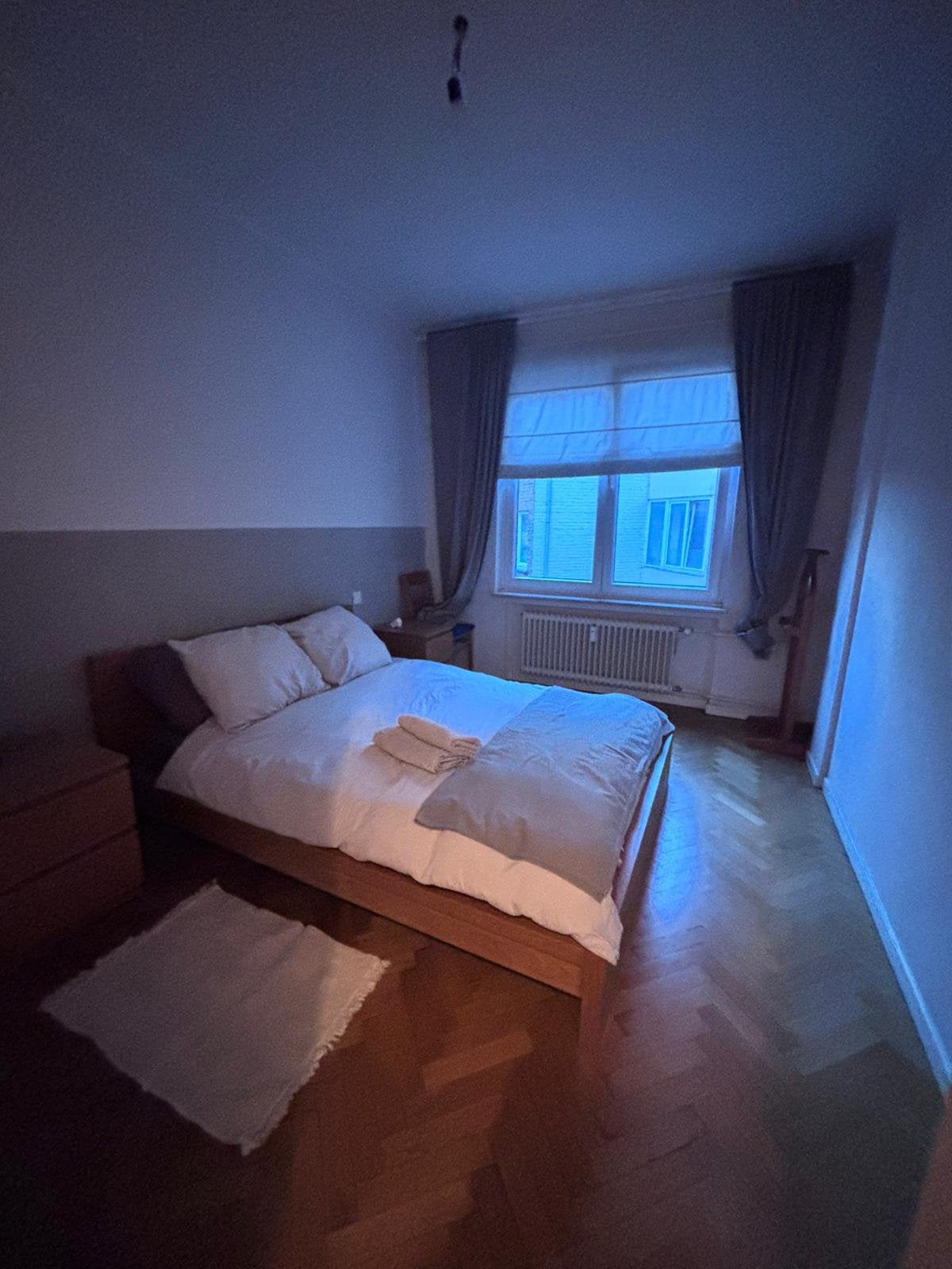 Lit  ikea 140x200 a donner bon etat, Maison & Meubles, Enlèvement, Comme neuf