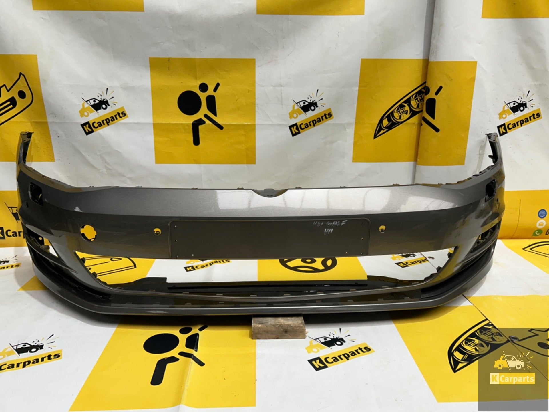 Voorbumper Volkswagen VW Golf 7 12/2016 pdc KLS 5G0807221, Info@fabrikant.eu, Bumper, Fabrikant BV, Gebruikt