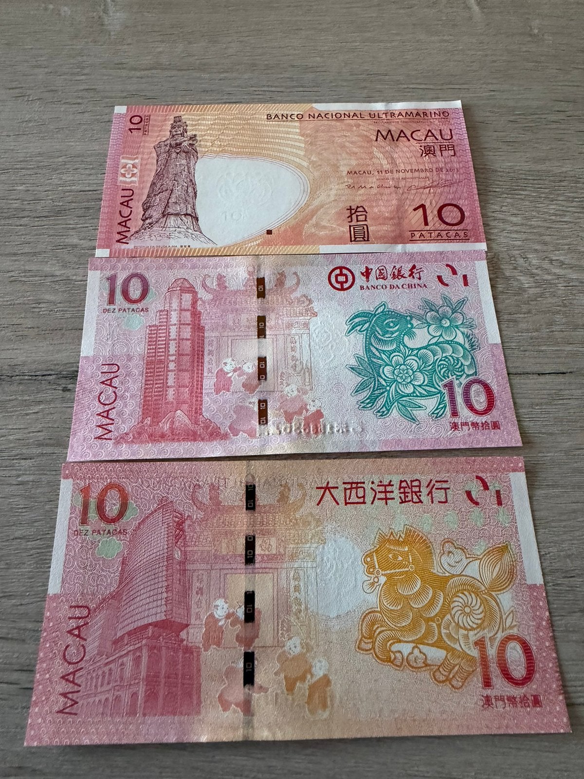 3 pacatas de 10 pacatas différentes de Macao UNC, Timbres & Monnaies, Enlèvement ou Envoi