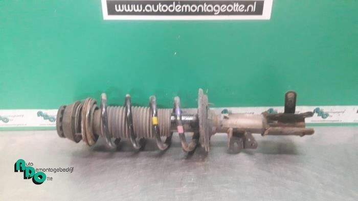 Barre amortisseur avant gauche d'un Kia Picanto (Picanto 11-, Kia, -, 3 mois de garantie, Utilisé