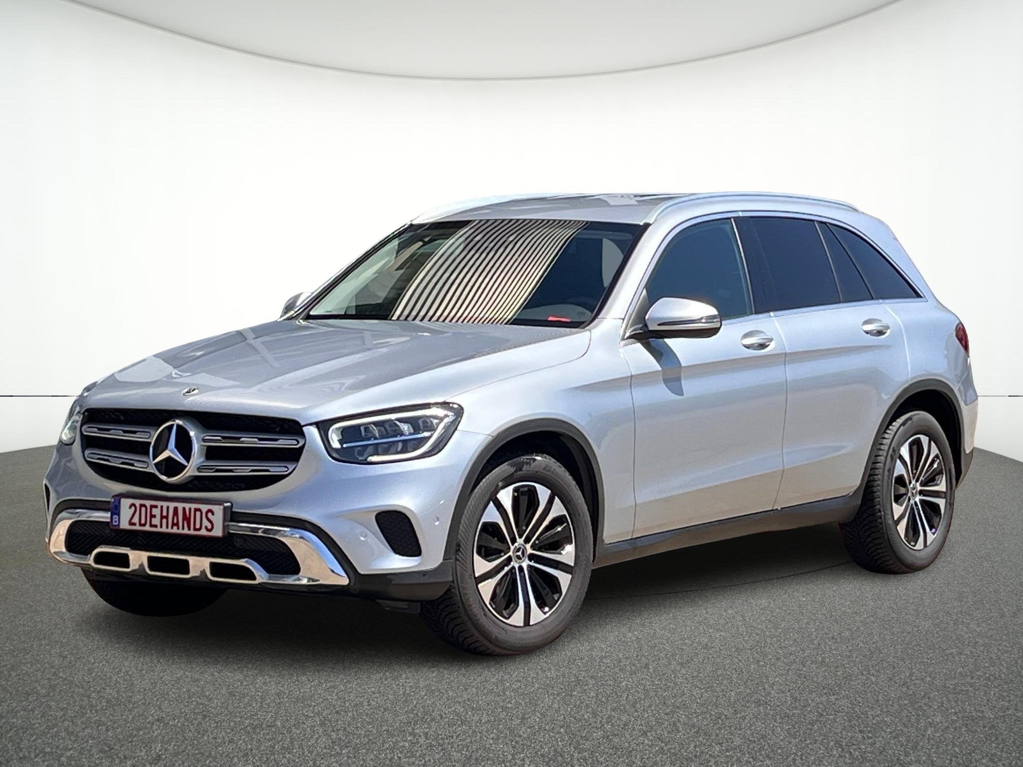 Mercedes-Benz GLC 200 d Business Solution (automatique), https://public.car-pass.be/vhr/21c423a9-e0eb-4b05-bce3-b6c408dfe142, Argent ou Gris