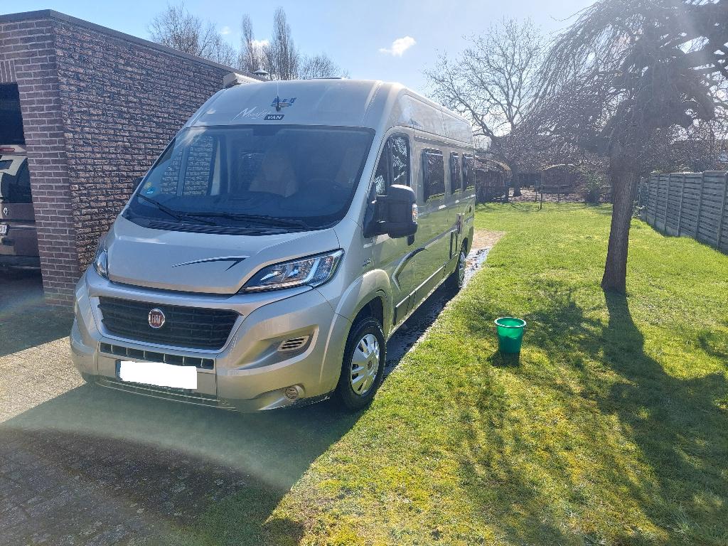 campervan Mc Louis Menfys S-line3, Caravans en Kamperen, Mobilhomes, Particulier, tot en met 2, Buscamper of Camperbus, McLouis