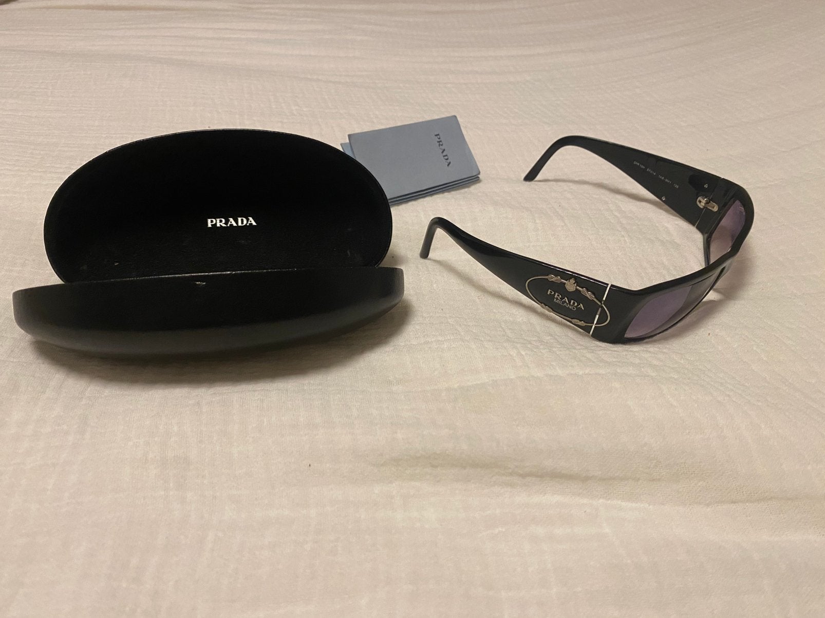 Authentieke Prada SPR 10H – Met originele doos en boekje, Ophalen, Zo goed als nieuw, Bril, Prada