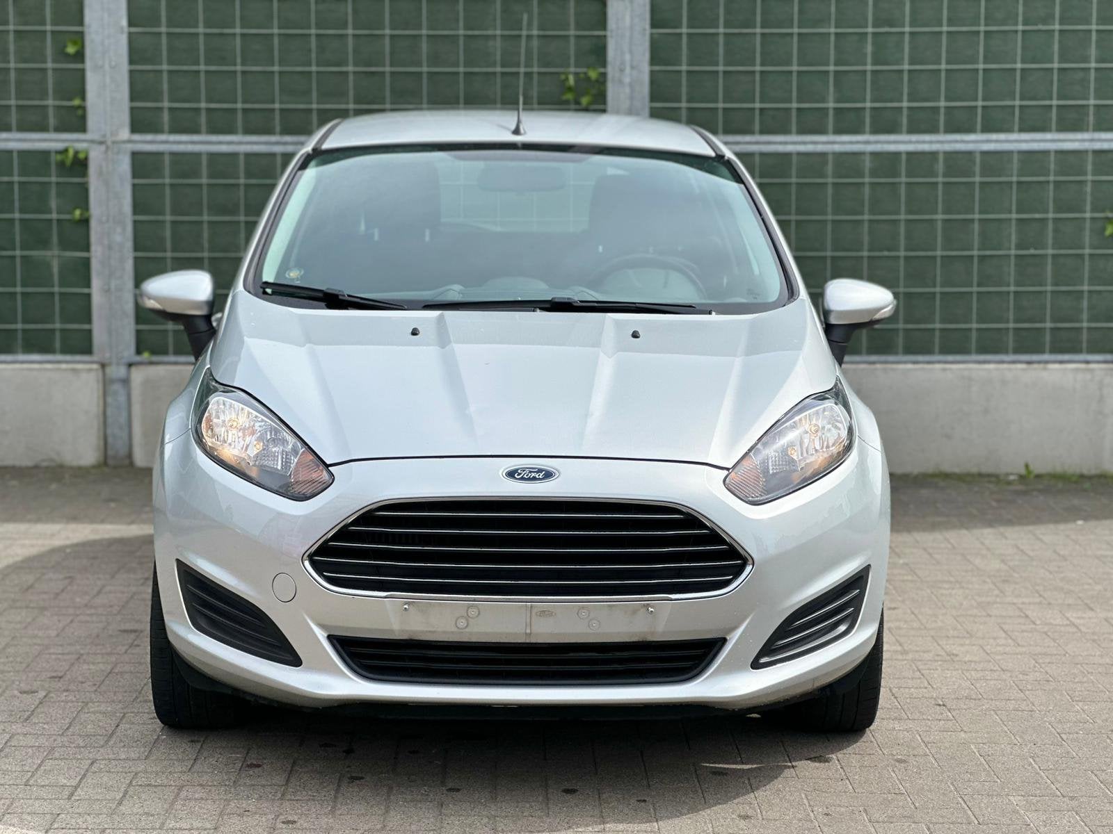 Ford Fiesta 1.6 Essence, Autos, Achat, 4 portes, Entreprise, Boîte manuelle