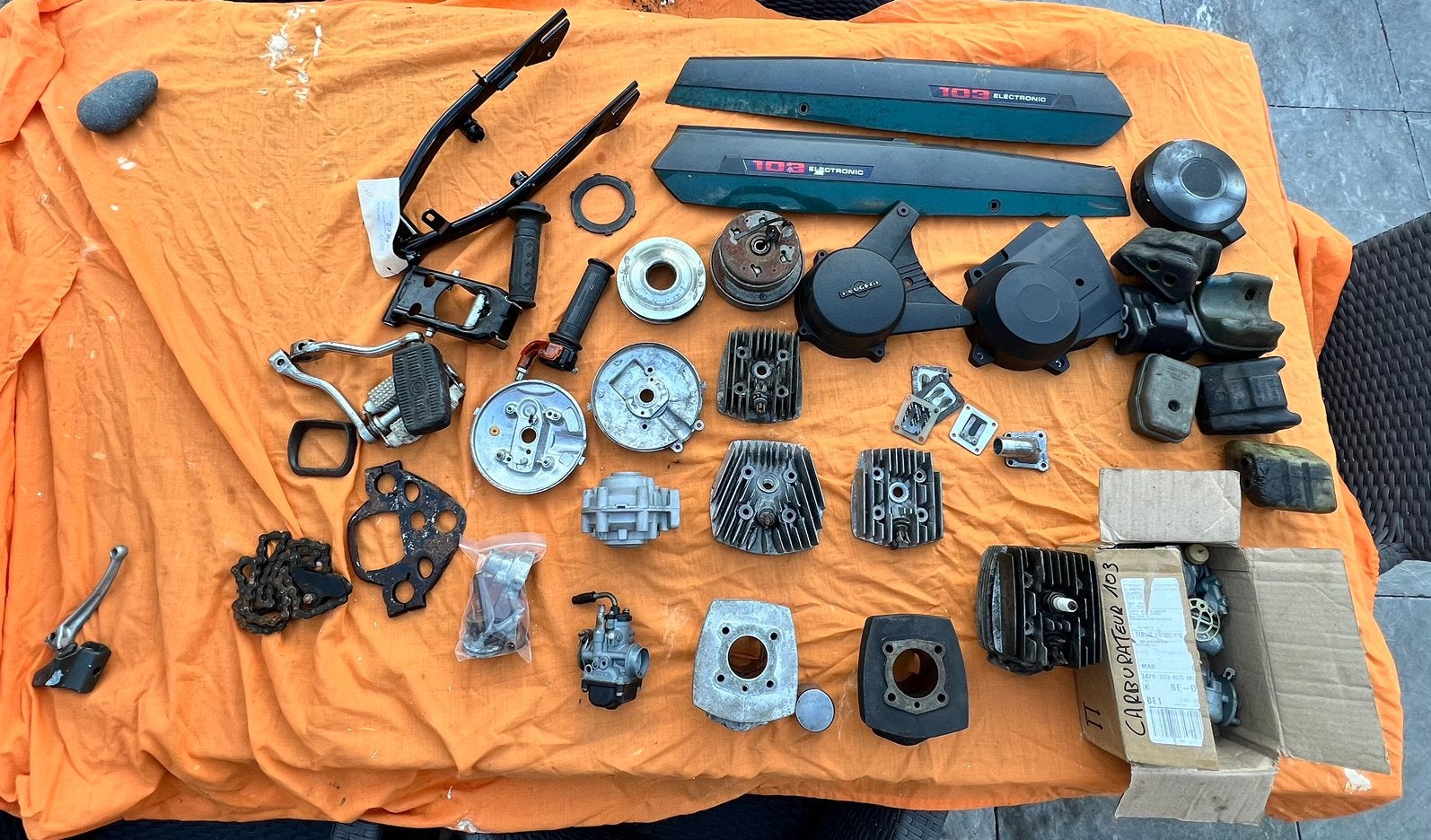 Peugeot 103, Fietsen en Brommers, Brommeronderdelen | Algemeen, Carburateur, Ophalen
