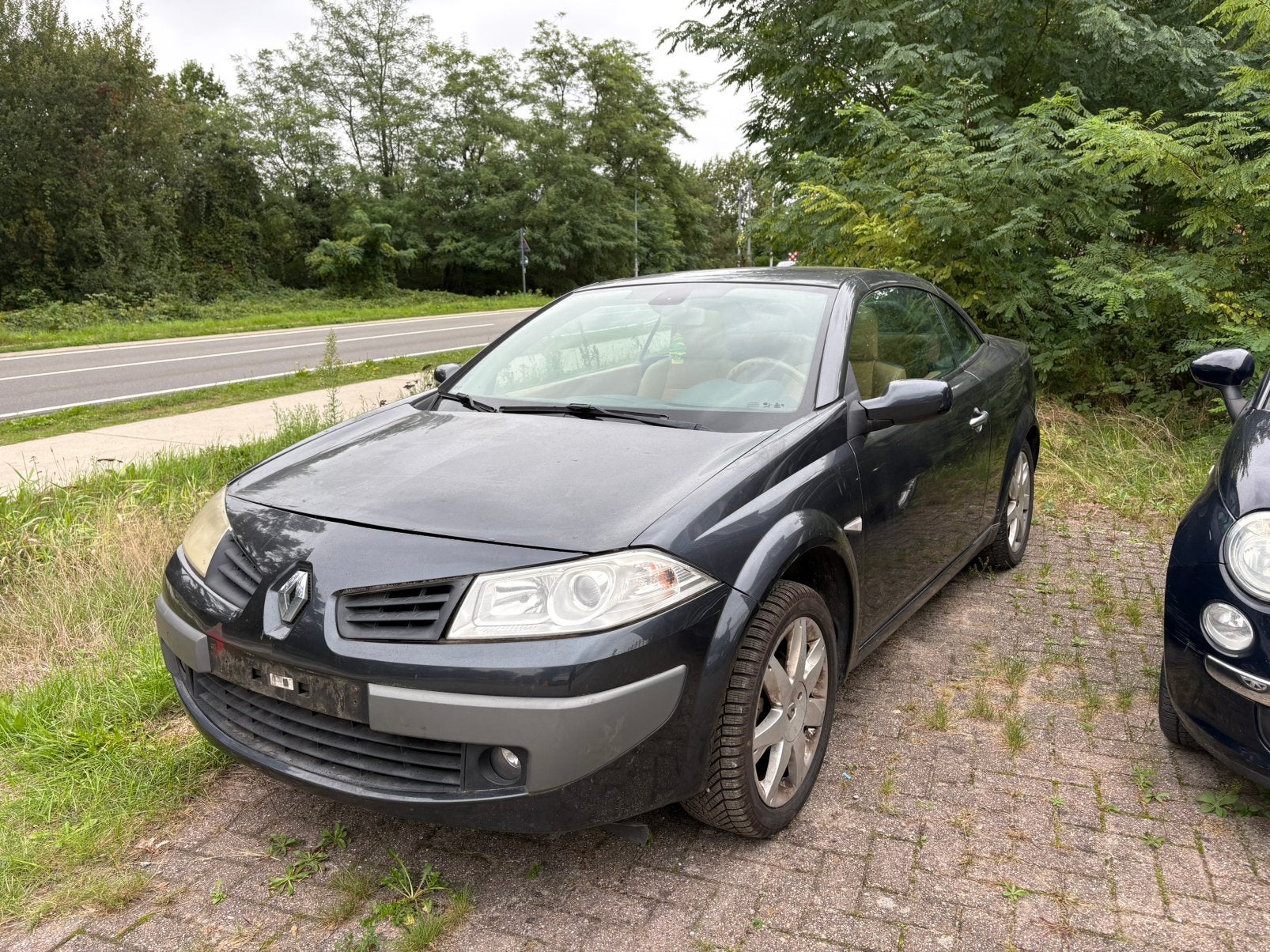 Renault megane cabrio 1.6 benzine 2008, Autos, Cuir, 82 kW, Entreprise, Cabriolet