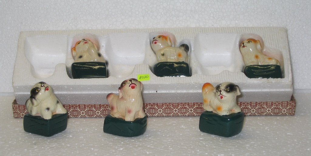 Set/6 porseleinen hondjes - potloodscherpers - 8030, Antiek en Kunst, Kunst | Overige Kunst, Ophalen