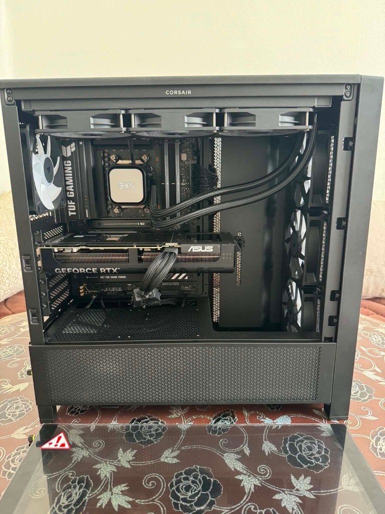 Ryzen 7 9800X3D - ASUS Prime RTX 5070Ti 16 Go - 32 Go DDR5, Informatique & Logiciels, Ordinateurs de bureau, Neuf, Le pc est monté avec différentes marques