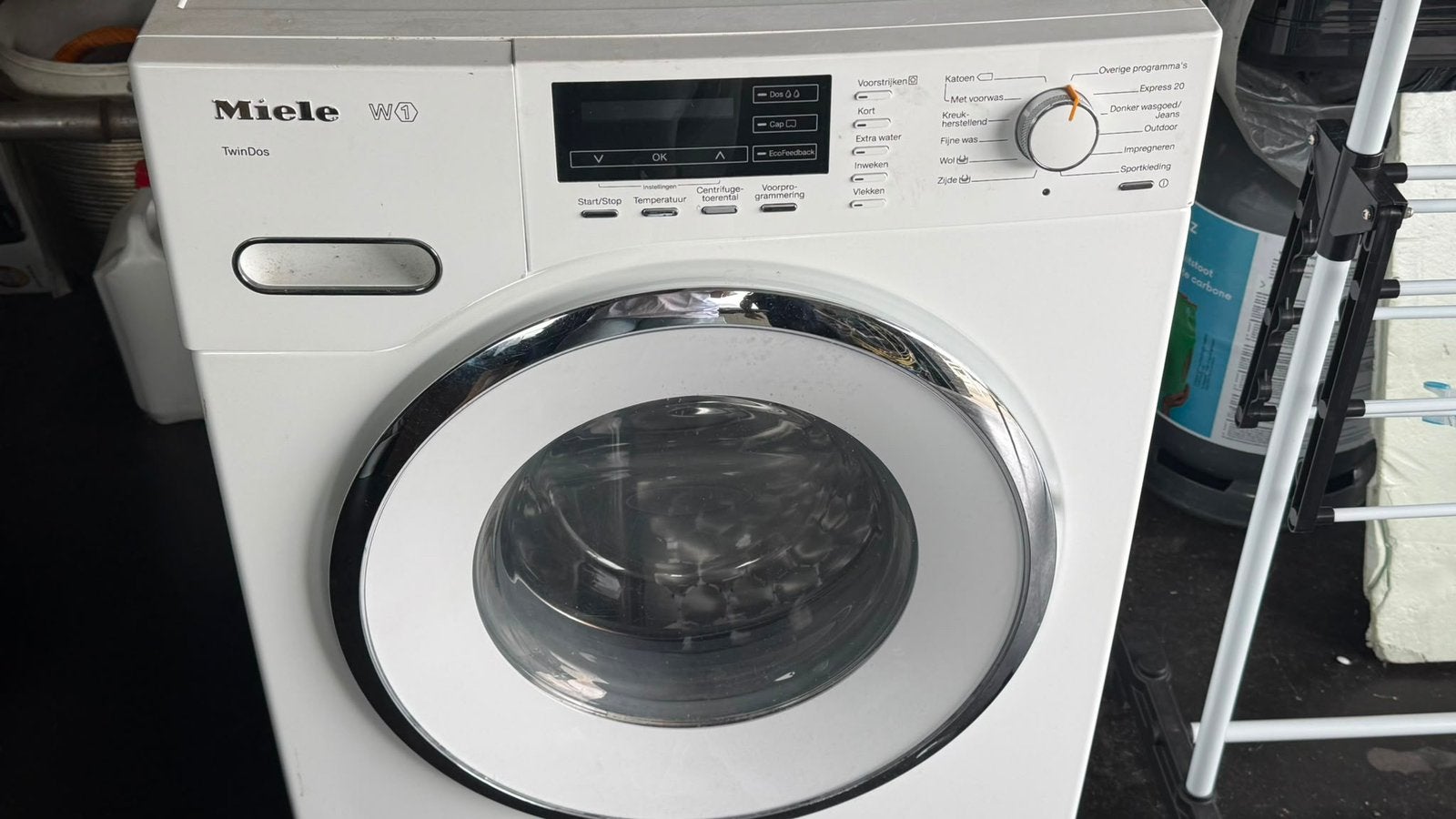 Miele wasmachine, Ophalen