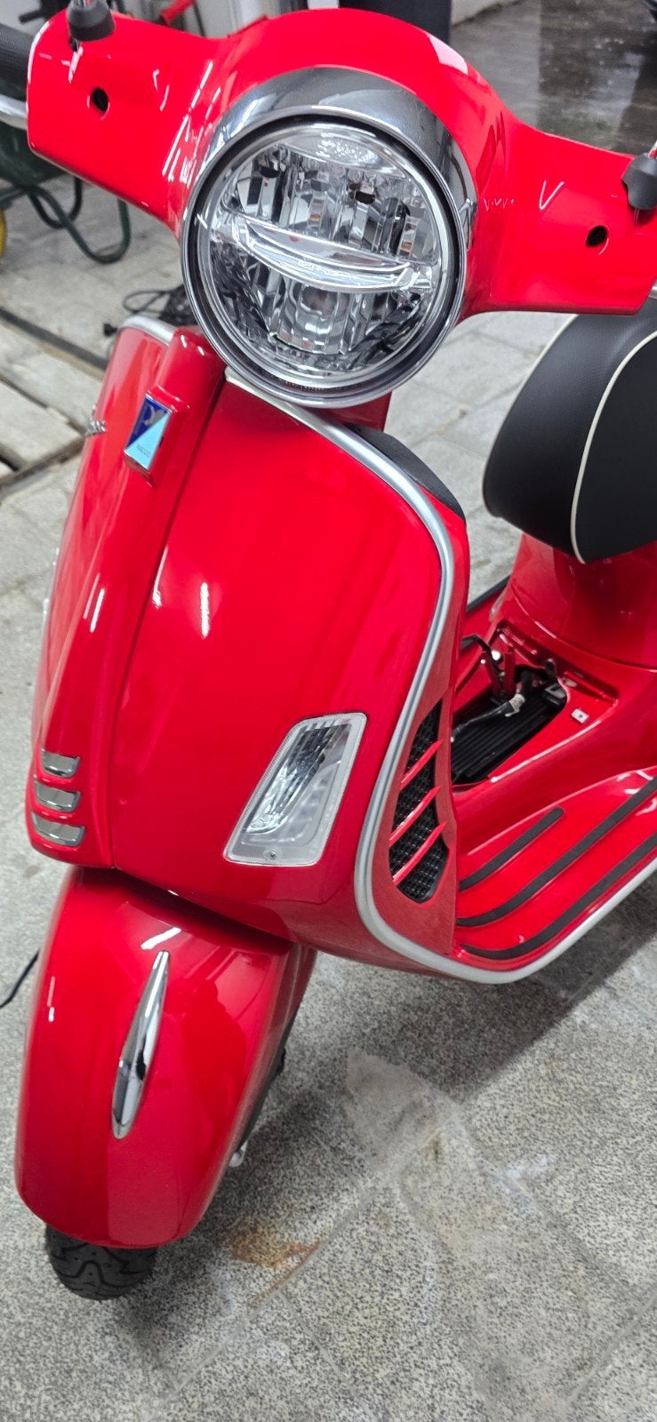 vespa 300 gts super, Vélos & Vélomoteurs, Scooters | Vespa, Autres modèles, 300 cm³, Comme neuf, Enlèvement
