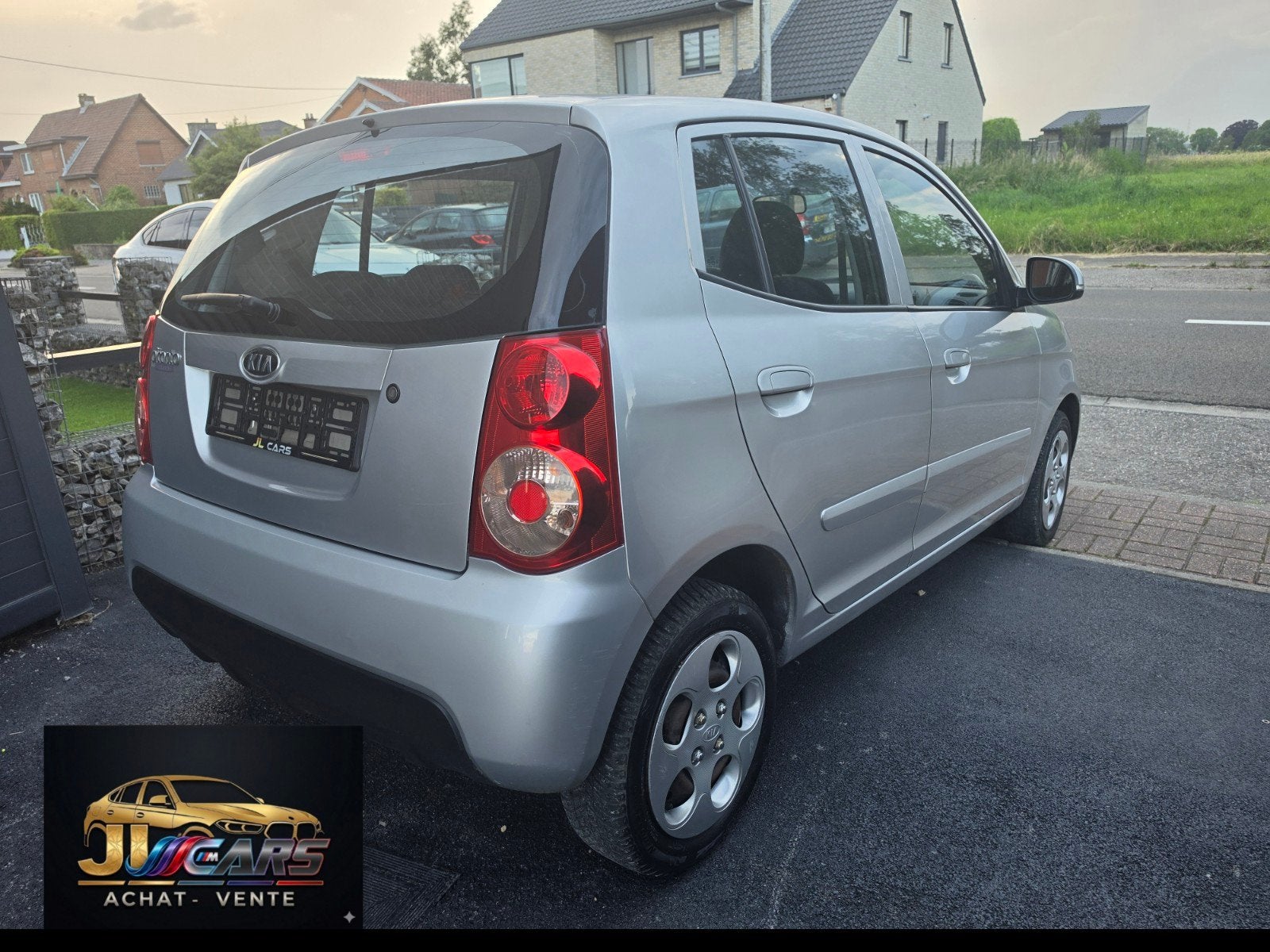 Kia picanto 1.0 essence 133.000km 🇧🇪 Garantie 12 Mois 🇧🇪, Auto's, Stof, Zwart, Isofix, Bedrijf