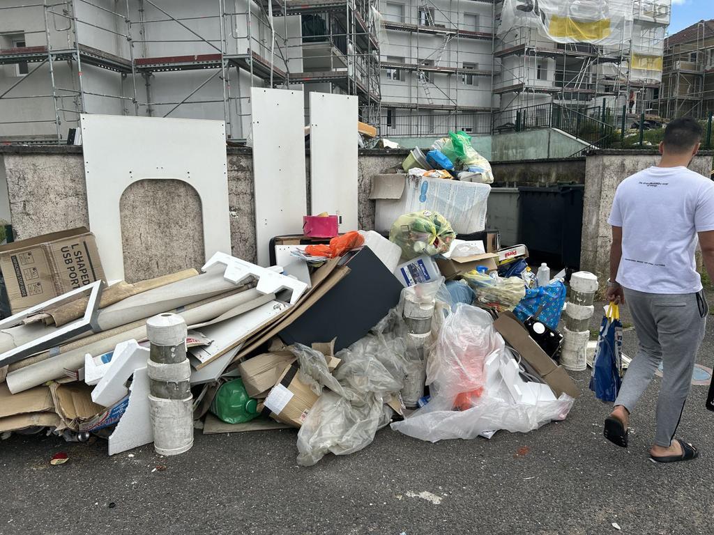 Leegmaken van huis – Appartement – Kelder – Zolder – Garage, Ophalen, Zo goed als nieuw