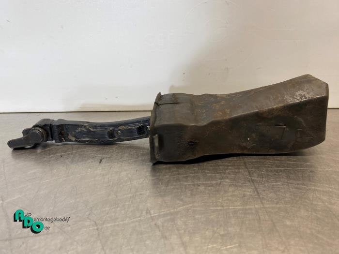 Butée 2portes droite d'un Volkswagen Polo (Polo 09-), Volkswagen, -, 3 mois de garantie, Utilisé