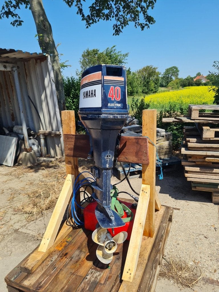 Buitenboord motor 40 PK 2 takt, Ophalen, Gebruikt, Elektrische start, 30 pk of meer