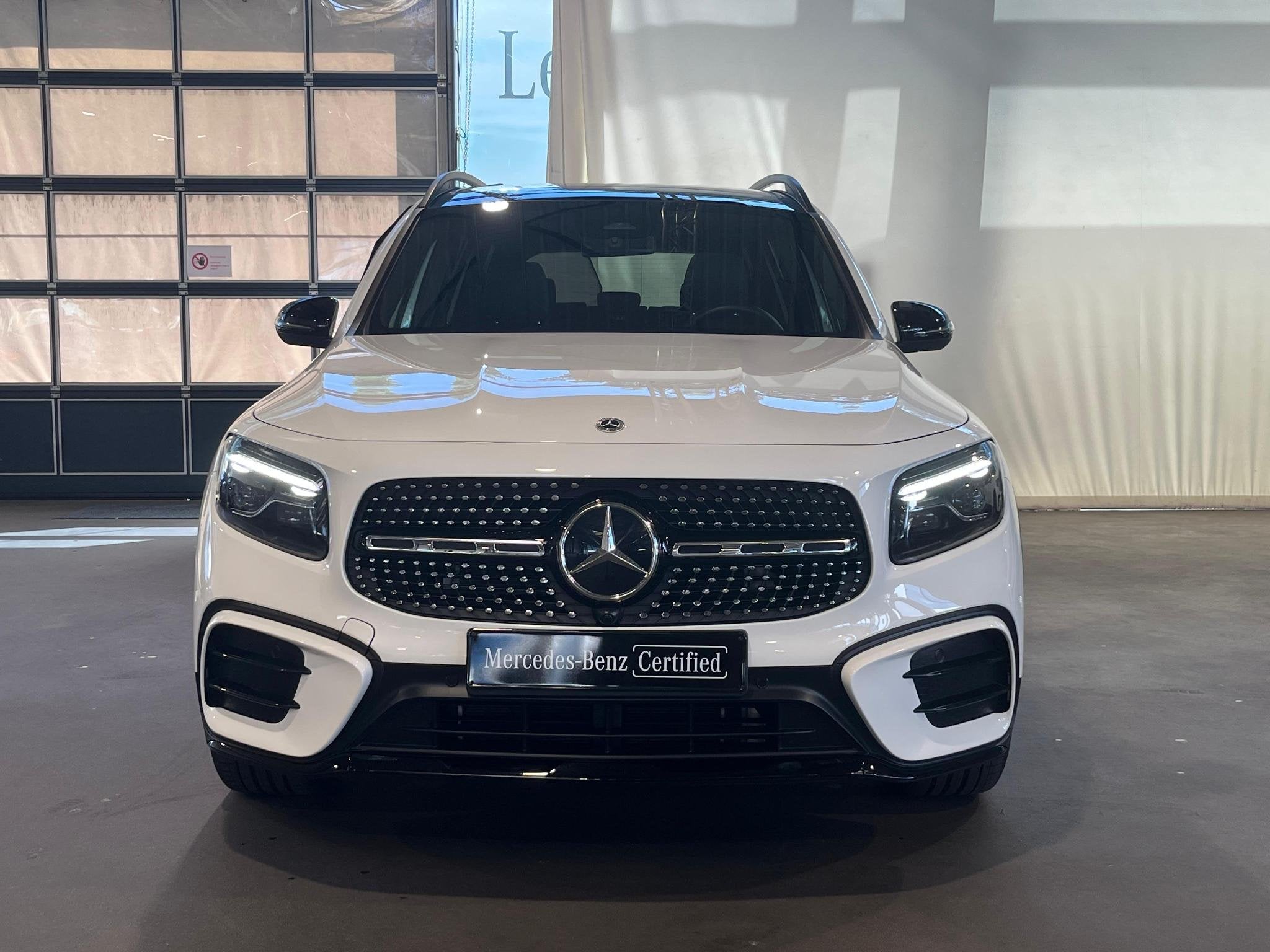 Mercedes-Benz GLB-Klasse 200 AMG Line | Panoramisch Dak | Tr, Autos, Achat, 1800 kg, Entretenue par le concessionnaire, Electronic Stability Program (ESP)