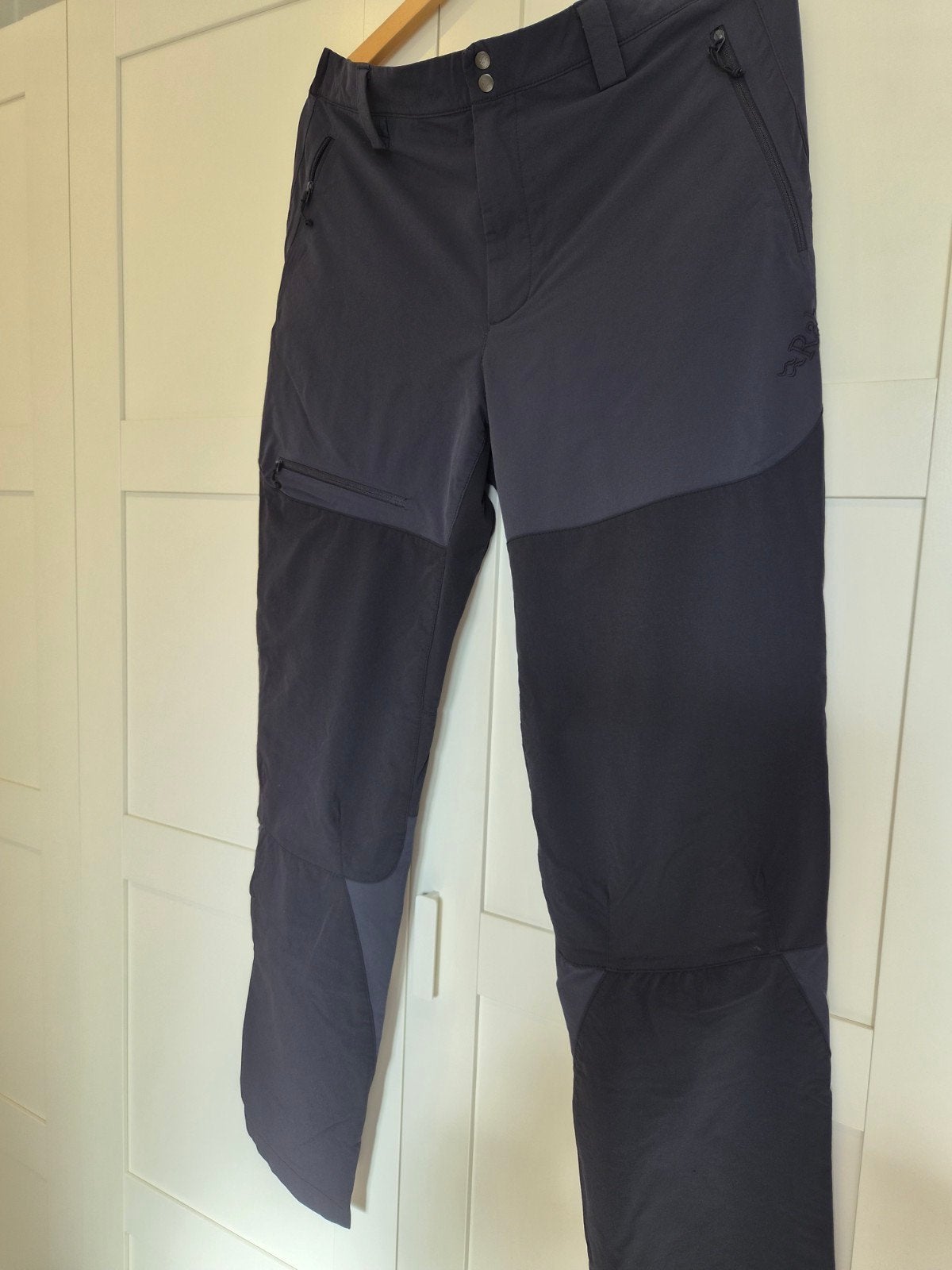 Pantalon RAB homme L, Vêtements | Hommes, Pantalons, Enlèvement ou Envoi, Comme neuf, Taille 52/54 (L), Rab
