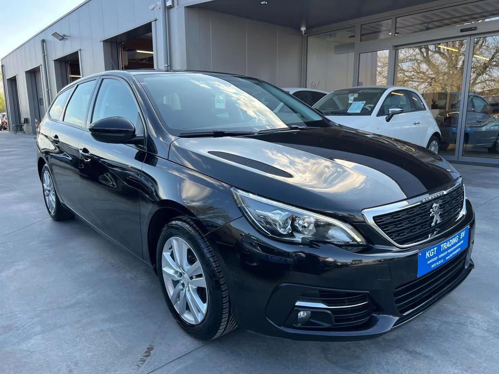 Peugeot 308 SW 1.2i PURETECH NAVIGATIE CARPLAY DAB BLUETOOTH, Auto's, 1360 kg, Stof, Gebruikt, 1199 cc