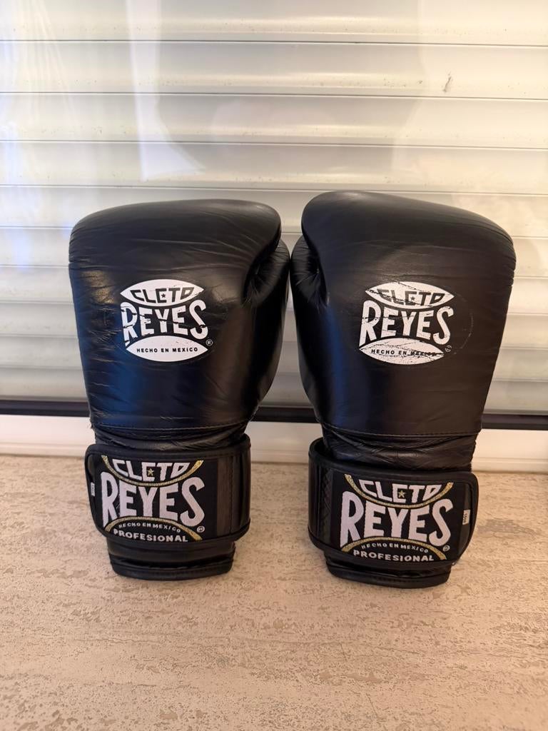 CLETO REYES 16oz Sparring handschoen te koop!, Sport en Fitness, Ophalen, Zo goed als nieuw