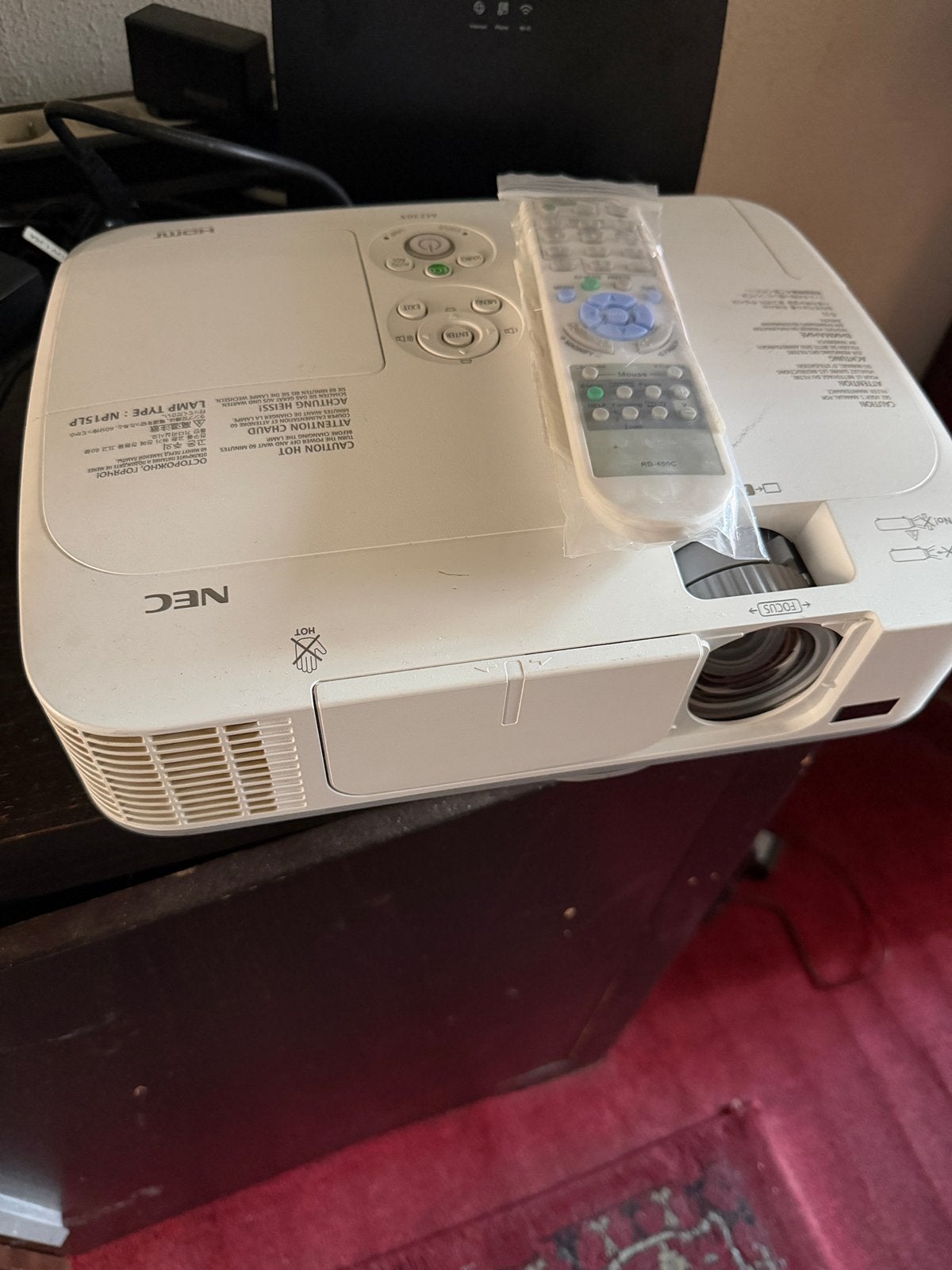 Projecteur NEC, Audio, Tv en Foto, Beamers, Ophalen, Zo goed als nieuw