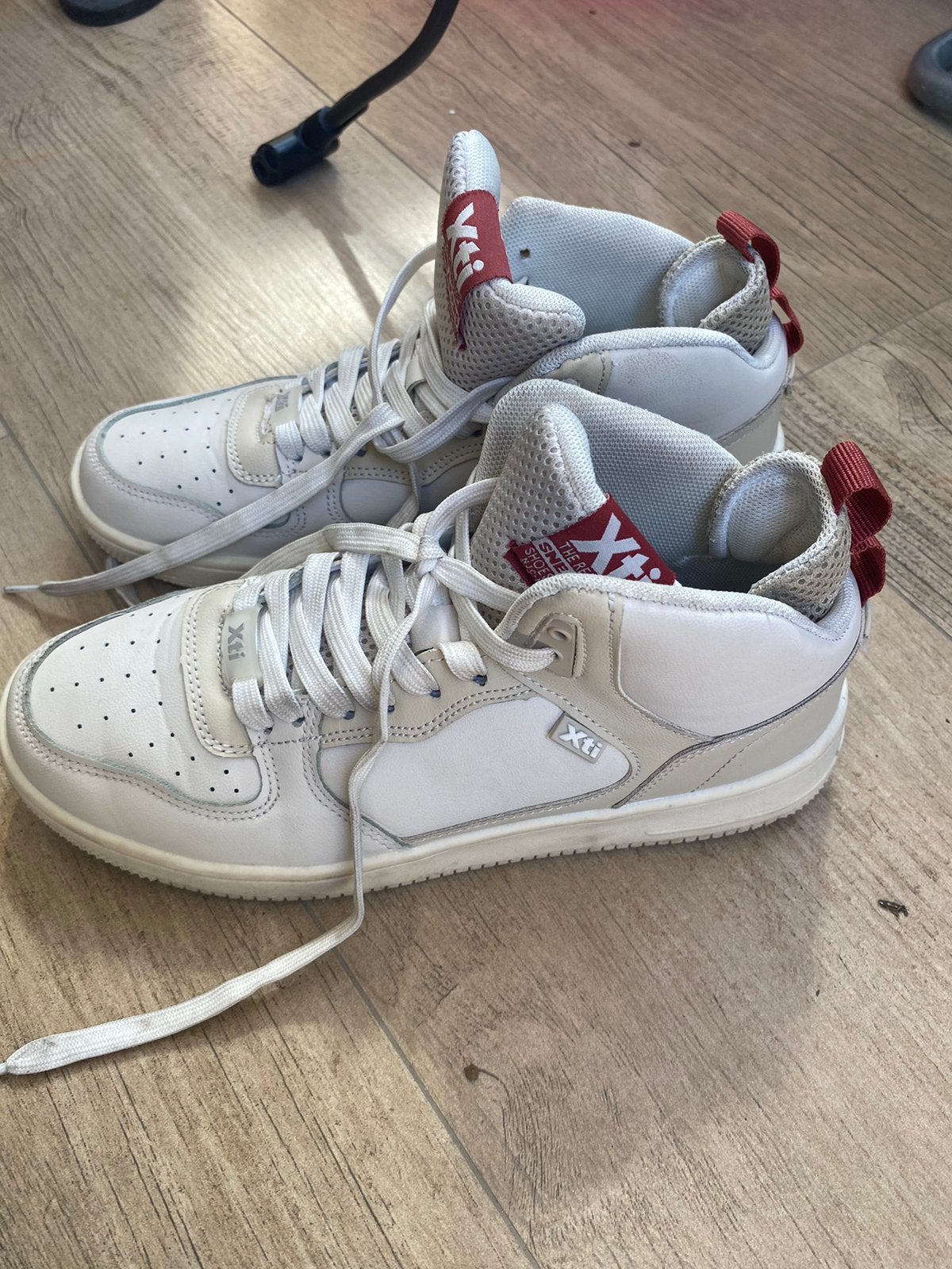 Dames sneakers maat 38: GOED ALS NIEUW!, Kleding | Dames, Ophalen, Zo goed als nieuw