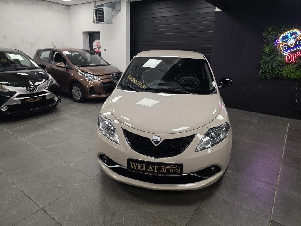 LANCIA YPSILON BENZINE/41,000 KM/2017/EURO6/TOP STAAT, Autos, Lancia, Achat, Euro 6, Entreprise, Brun