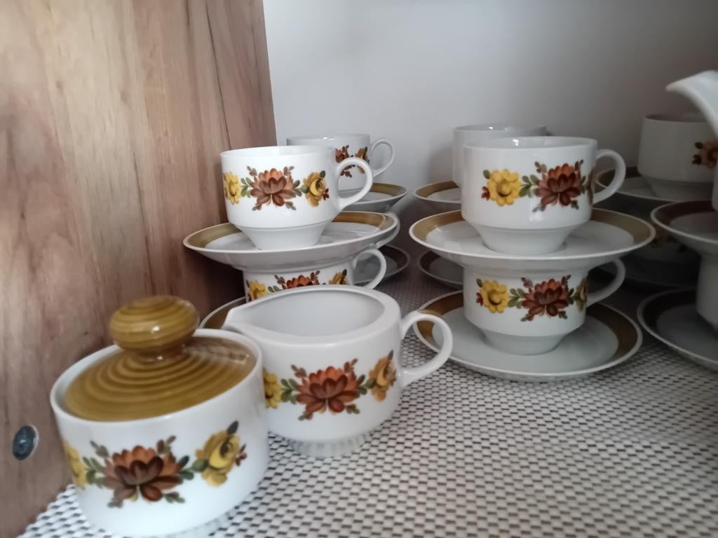 Vintage bravaria koffie servies. 12 personen., Huis en Inrichting, Ophalen